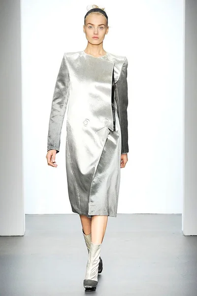 Look 22